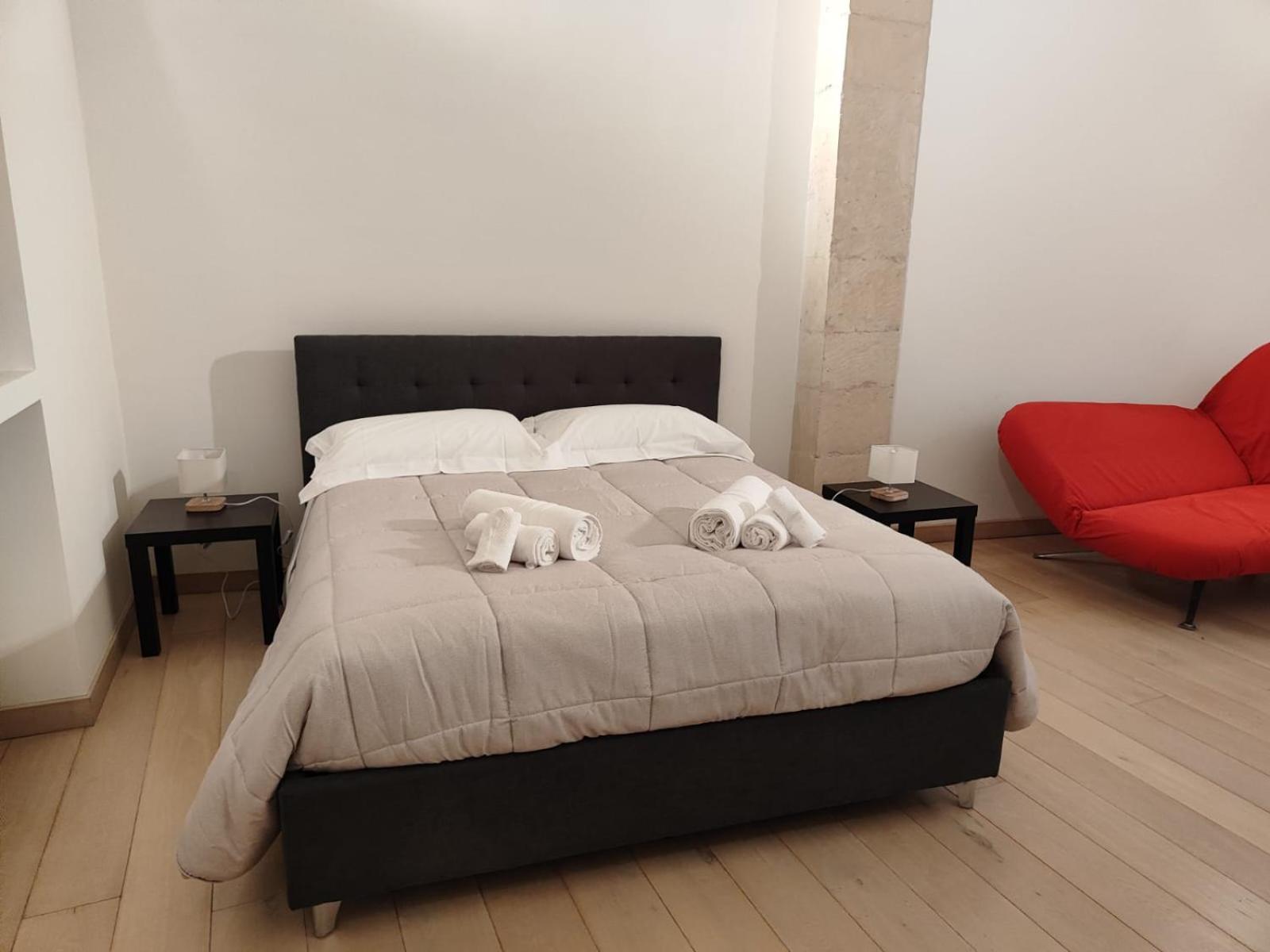 Suite Home D'Aragona Lecce Exterior photo