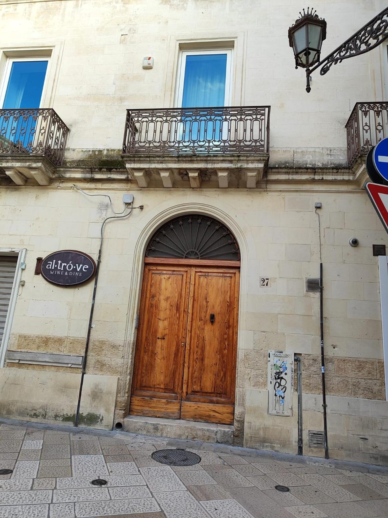 Suite Home D'Aragona Lecce Exterior photo