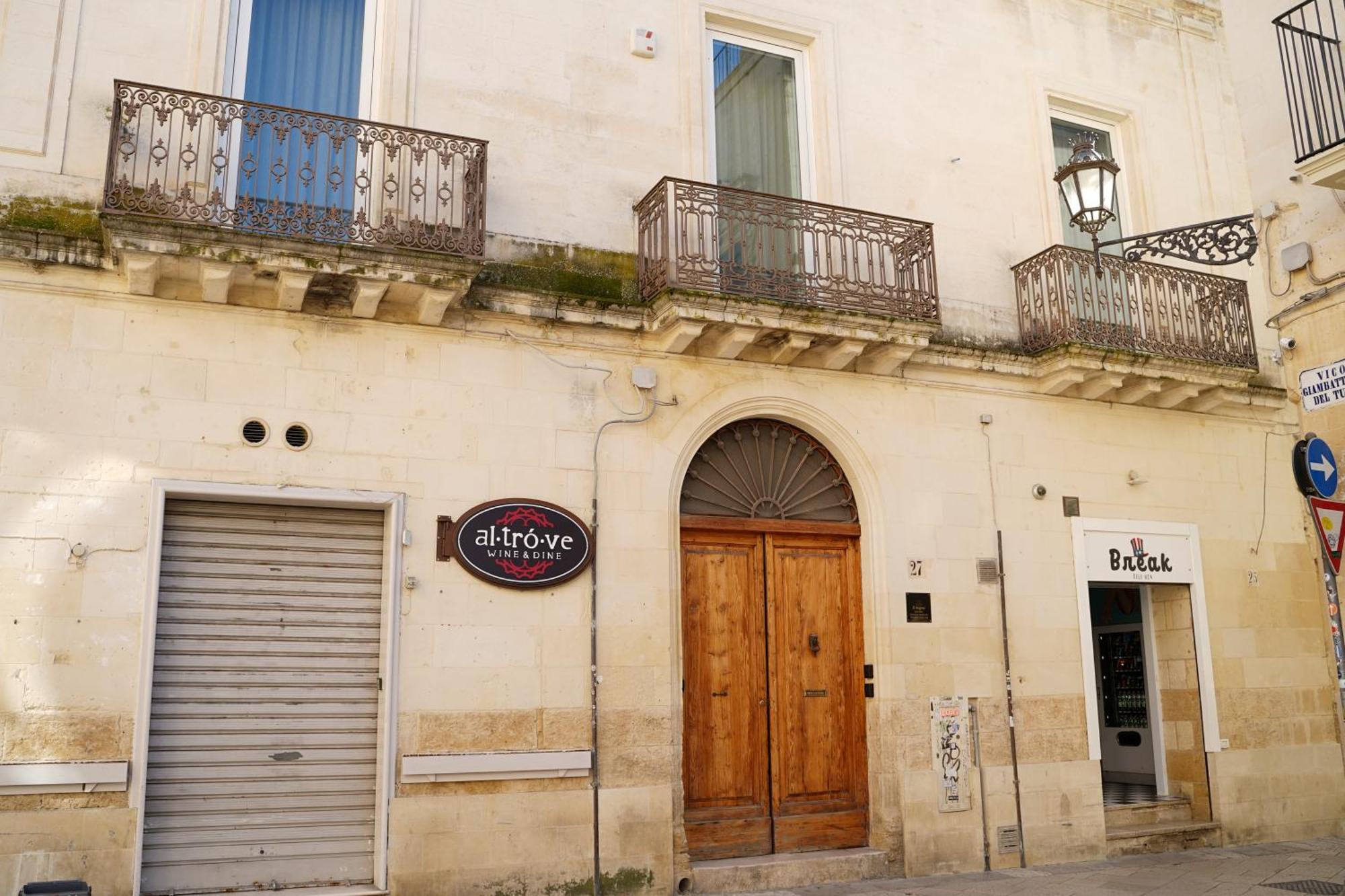 Suite Home D'Aragona Lecce Exterior photo