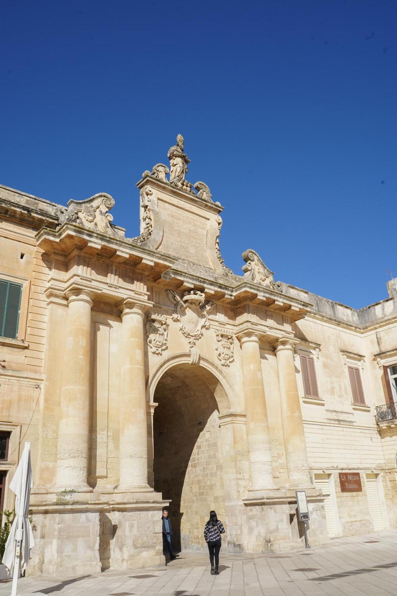 Suite Home D'Aragona Lecce Exterior photo